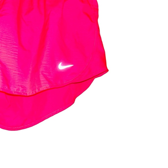 𝅺Women nike hot pink neon running workout shorts size Large ladies - Picture 3 of 4